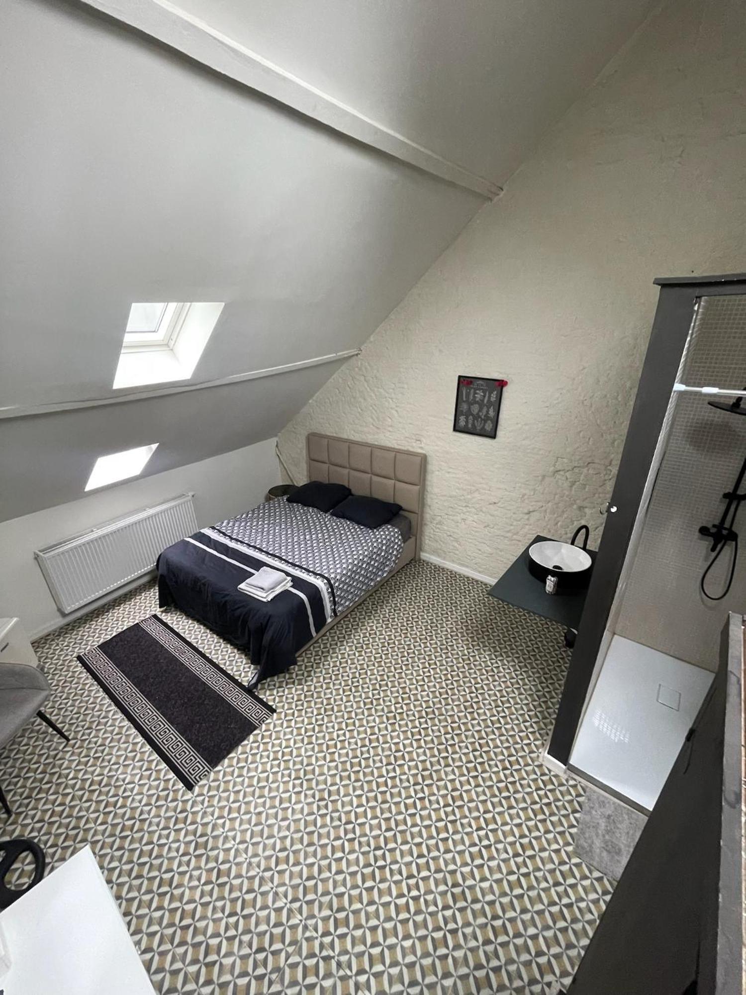 Place To Stay In Antwerp City מראה חיצוני תמונה